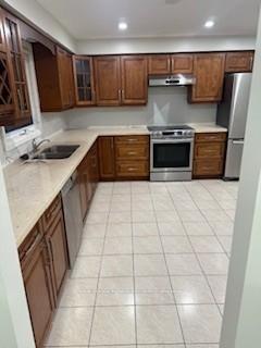 Photo 14 of 4 Myna Court, Brampton, Central Park — HOMEH