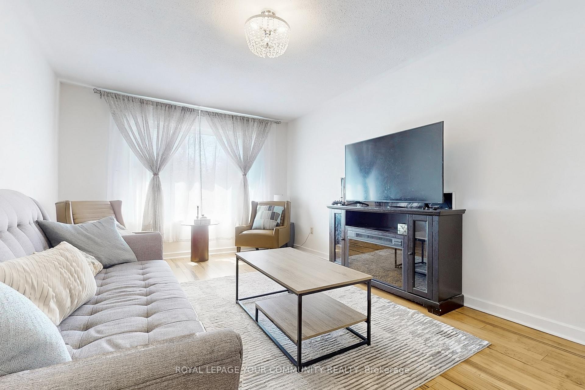 Photo 8 of 41 Maplehurst Crescent, Barrie, Cundles East — HOMEH