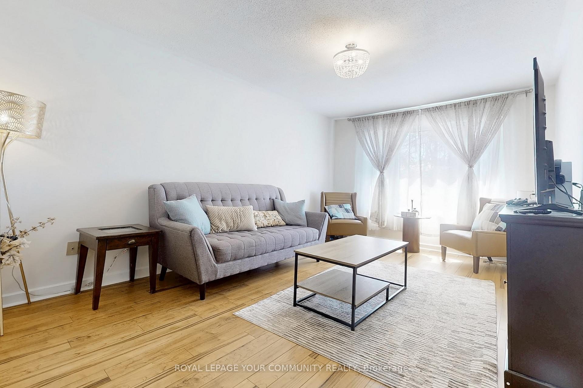 Photo 9 of 41 Maplehurst Crescent, Barrie, Cundles East — HOMEH
