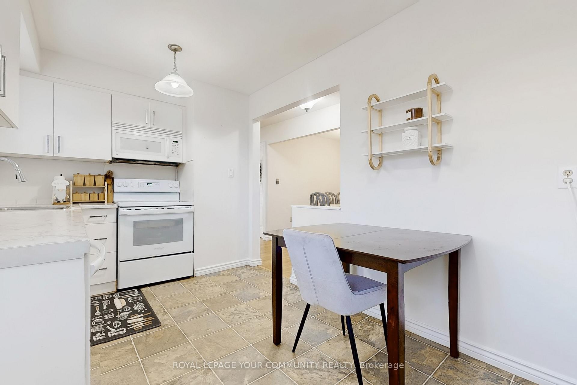 Photo 16 of 41 Maplehurst Crescent, Barrie, Cundles East — HOMEH