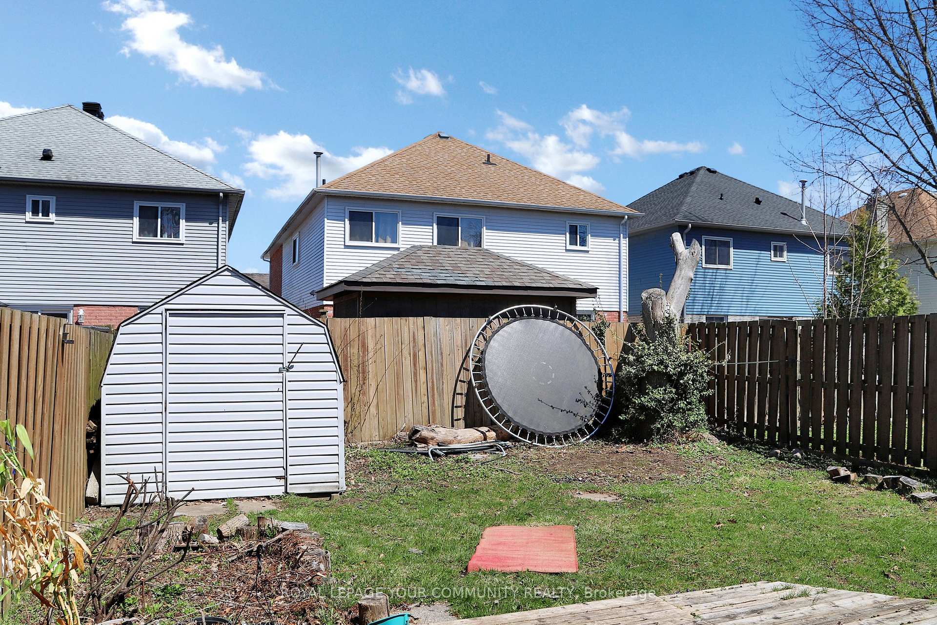 Photo 38 of 41 Maplehurst Crescent, Barrie, Cundles East — HOMEH