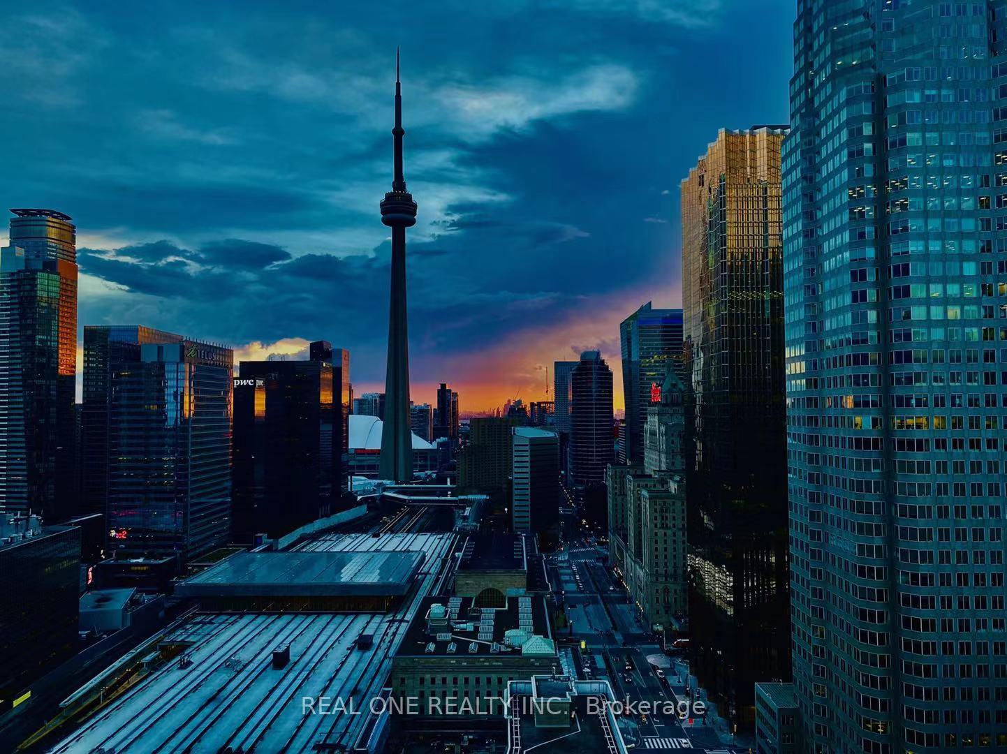 Photo 2 of Unit 3104, 8 The Esplanade Avenue, Toronto, Waterfront Communities — HOMEH