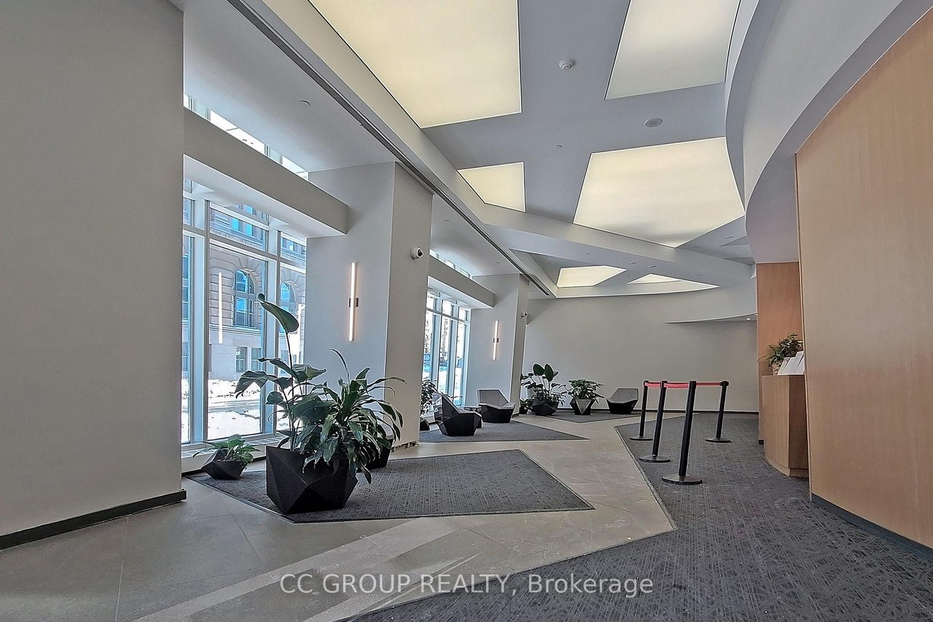 Photo 3 of Unit 1007, 8 The Esplanade, Toronto, Waterfront Communities — HOMEH