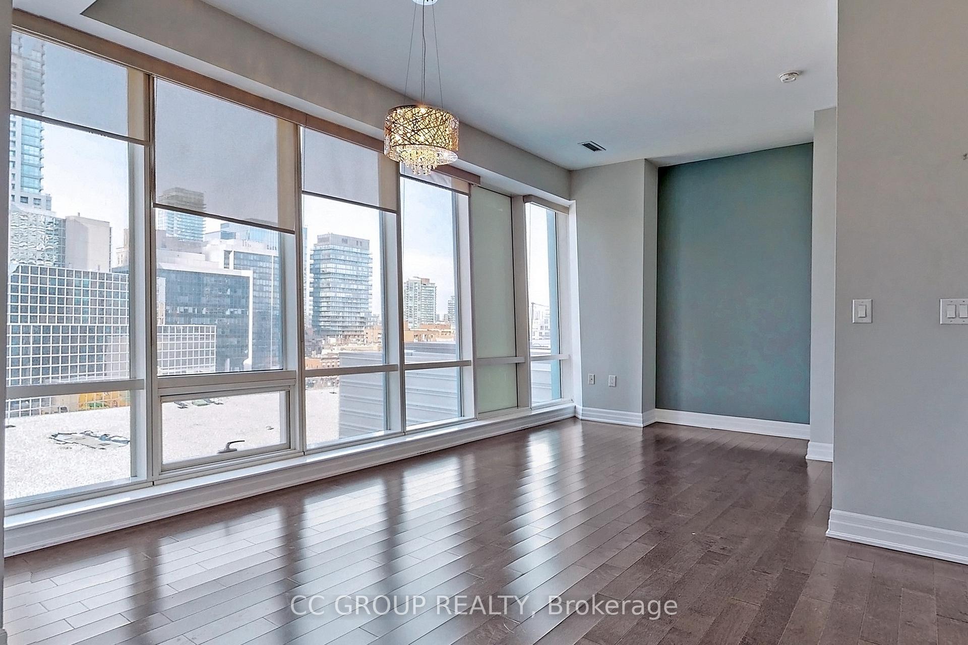 Photo 6 of Unit 1007, 8 The Esplanade, Toronto, Waterfront Communities — HOMEH