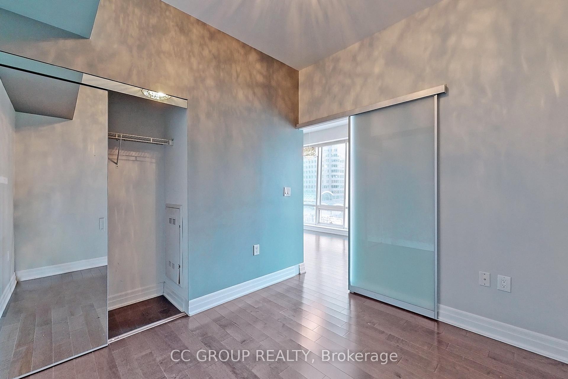Photo 22 of Unit 1007, 8 The Esplanade, Toronto, Waterfront Communities — HOMEH