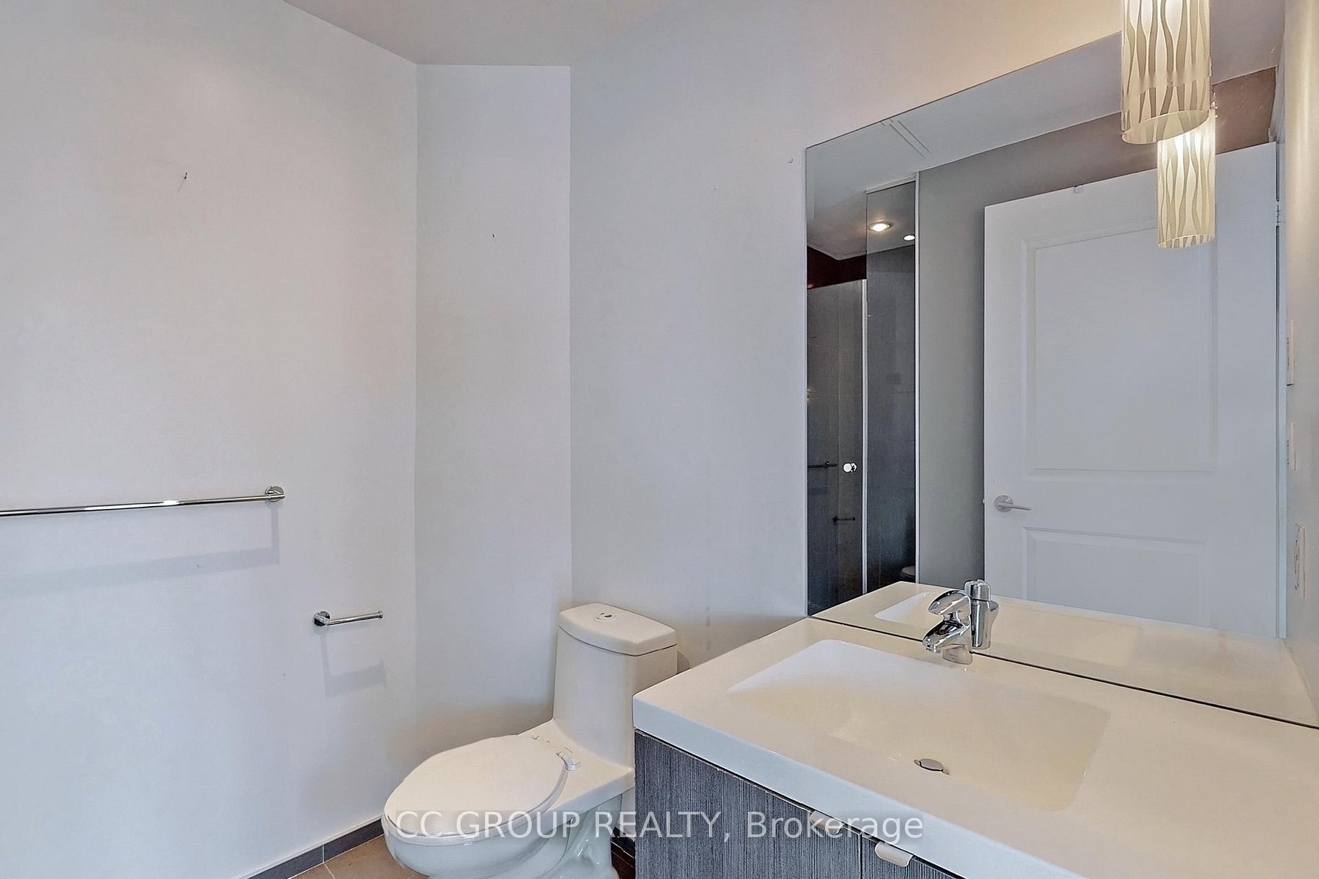 Photo 23 of Unit 1007, 8 The Esplanade, Toronto, Waterfront Communities — HOMEH
