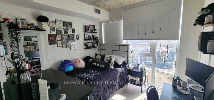 Photo 5 of Unit 1807, 15 Baseball Place, Toronto, South Riverdale — HOMEH