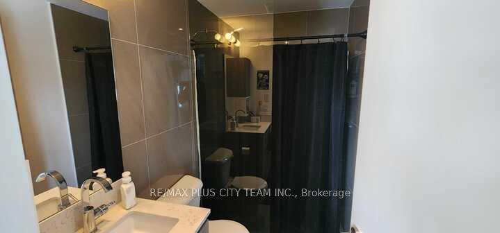 Photo 7 of Unit 1807, 15 Baseball Place, Toronto, South Riverdale — HOMEH