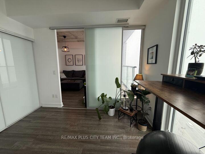 Photo 13 of Unit 1506, 15 Baseball Place, Toronto, South Riverdale — HOMEH