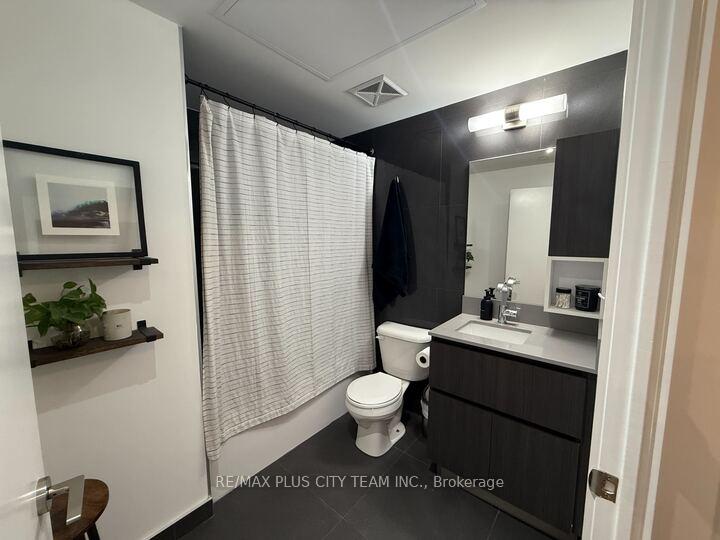 Photo 16 of Unit 1506, 15 Baseball Place, Toronto, South Riverdale — HOMEH
