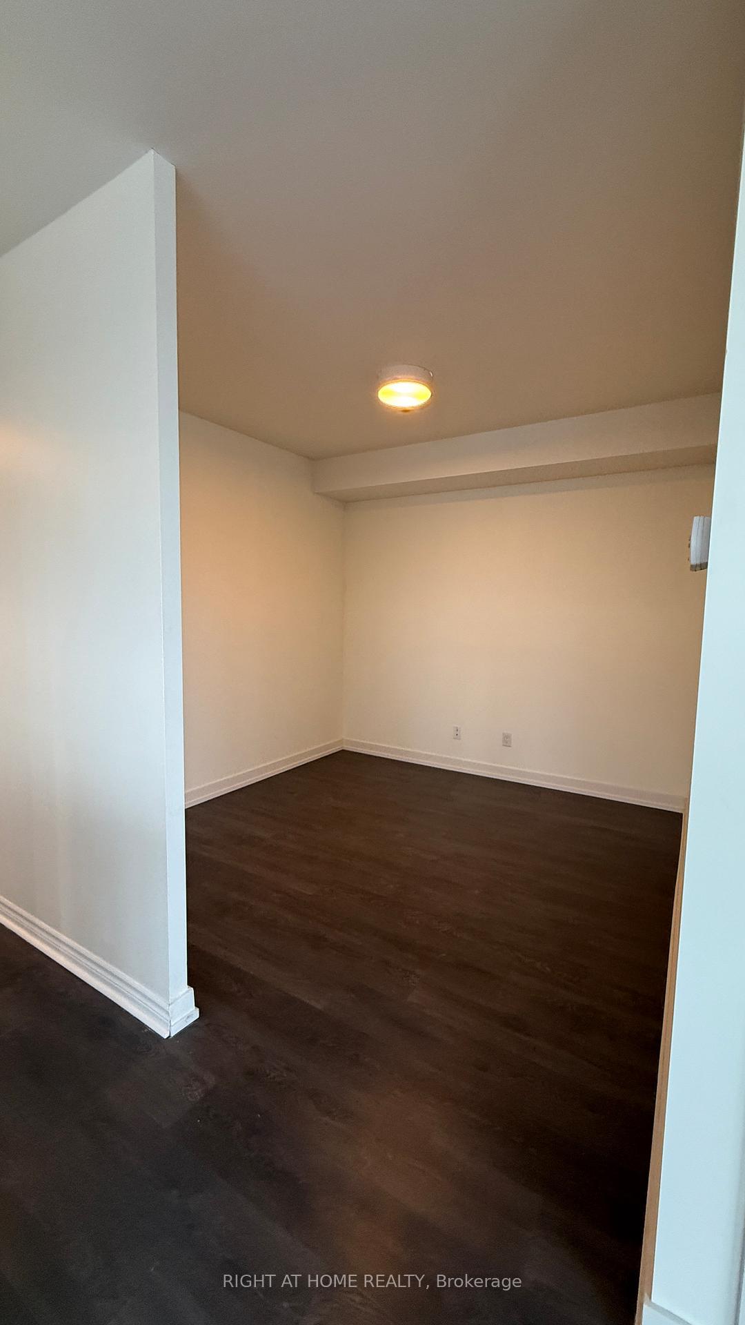 Photo 8 of Unit 2308, 1 Grandview Avenue, Markham, Thornhill — HOMEH
