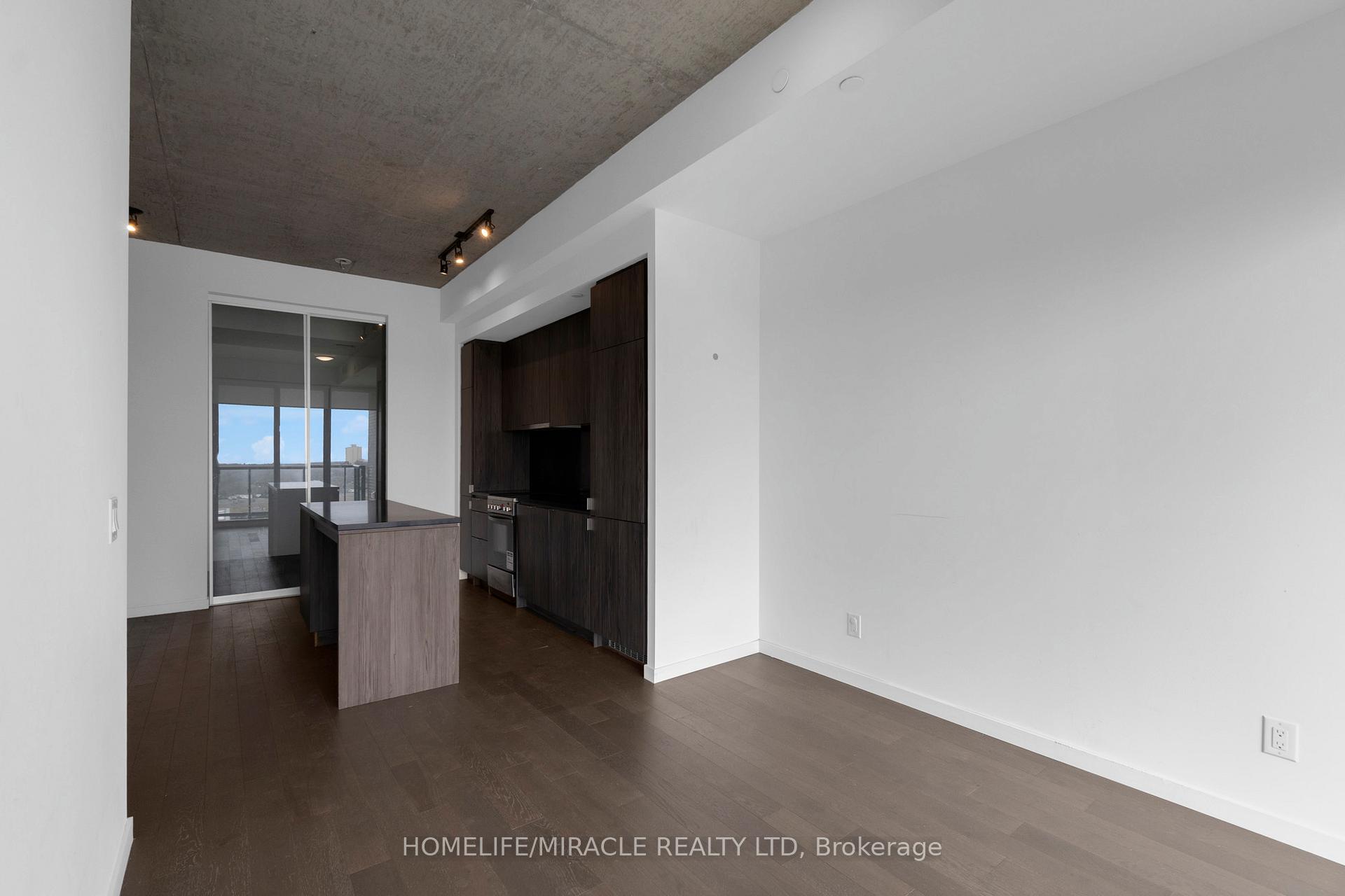 Photo 8 of Unit 712, 7 Smith Crescent, Etobicoke, Stonegate-Queensway — HOMEH