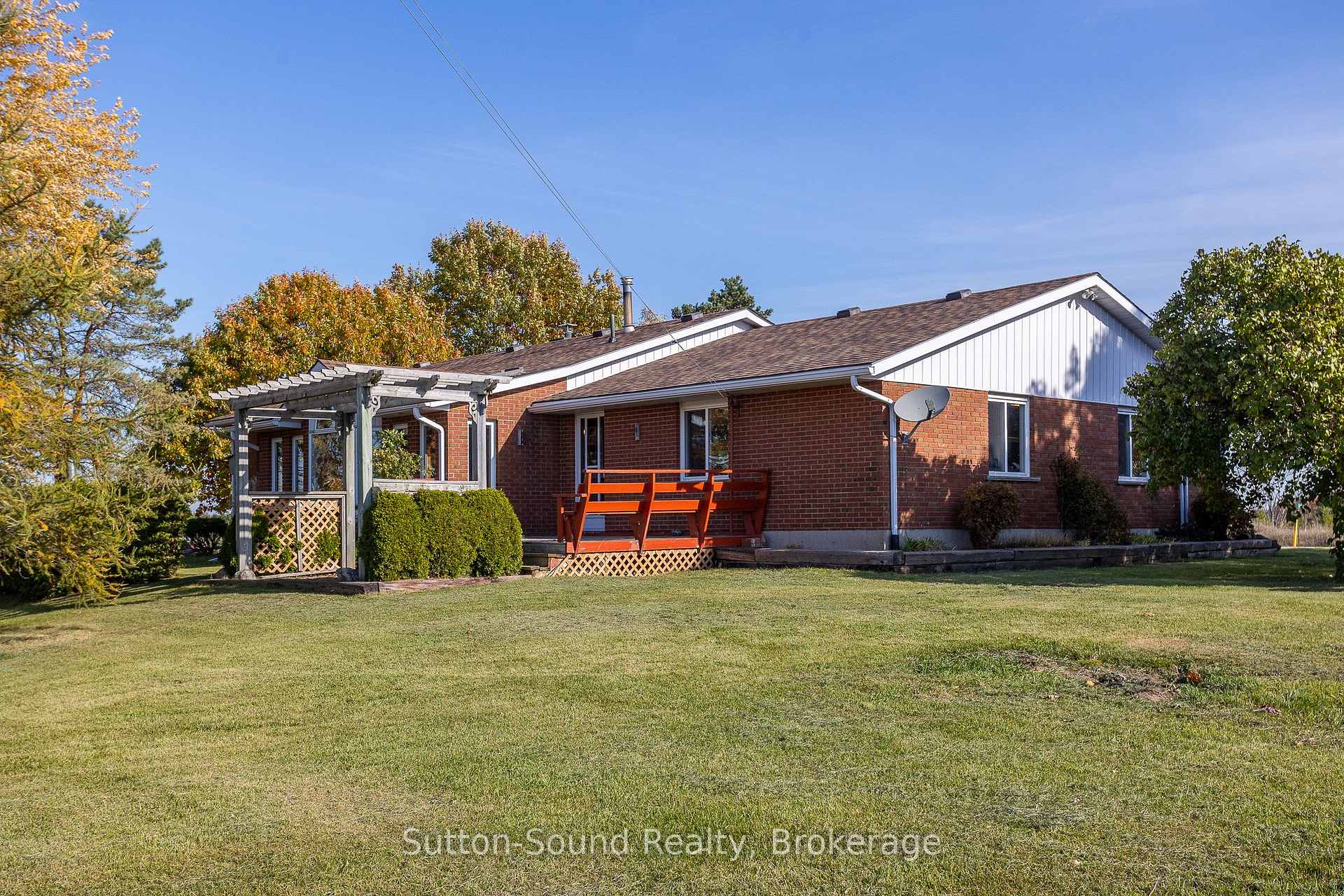 Photo 4 of 316820 Highway 6, Chatsworth — HOMEH
