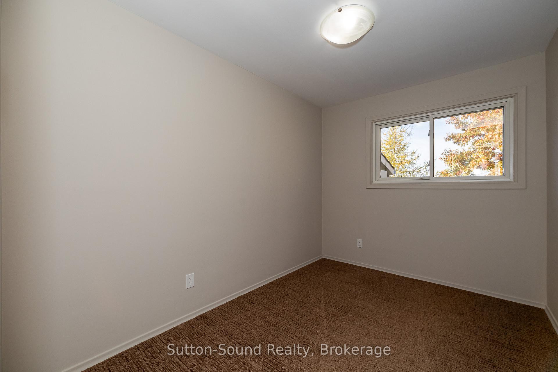 Photo 15 of 316820 Highway 6, Chatsworth — HOMEH