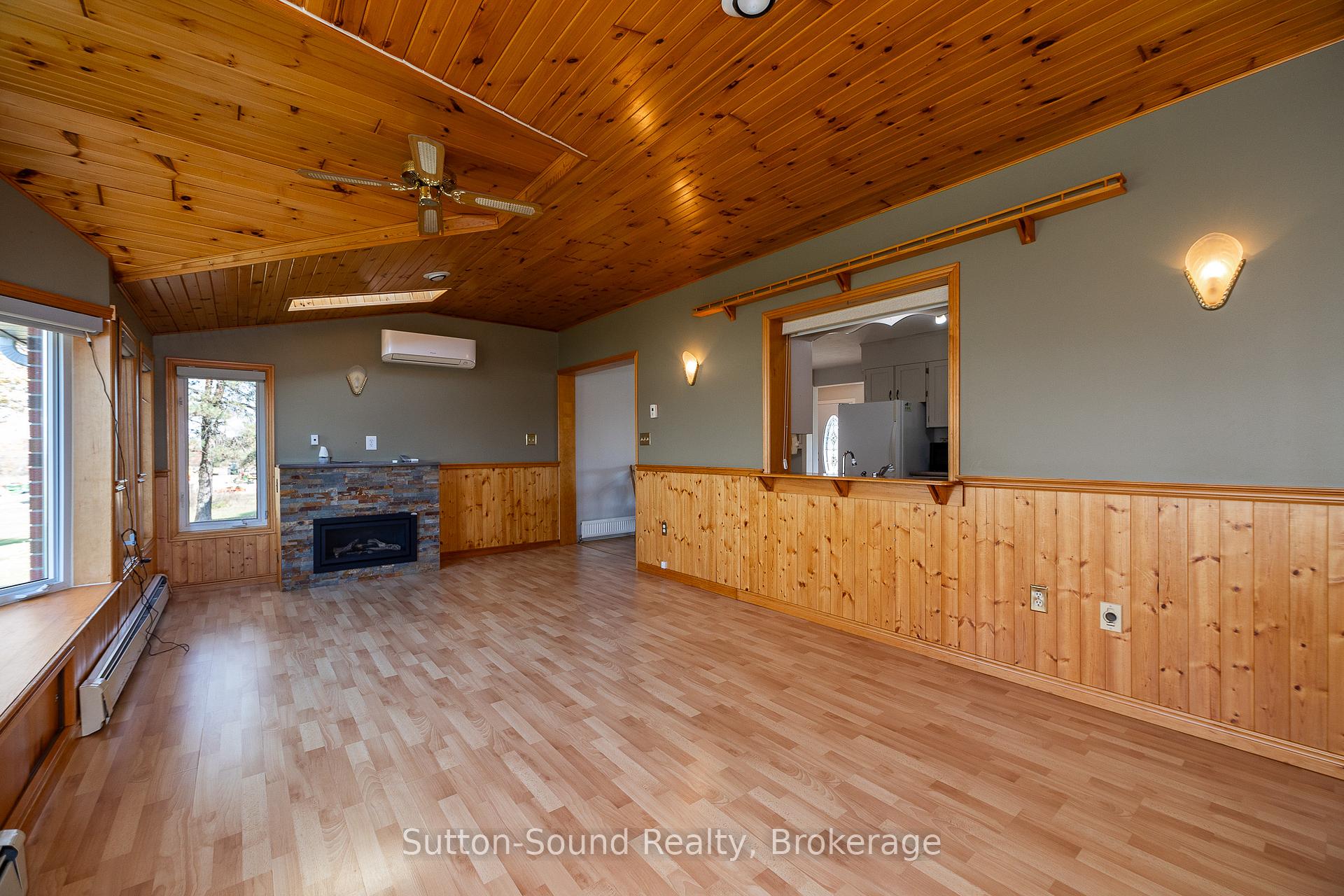 Photo 19 of 316820 Highway 6, Chatsworth — HOMEH