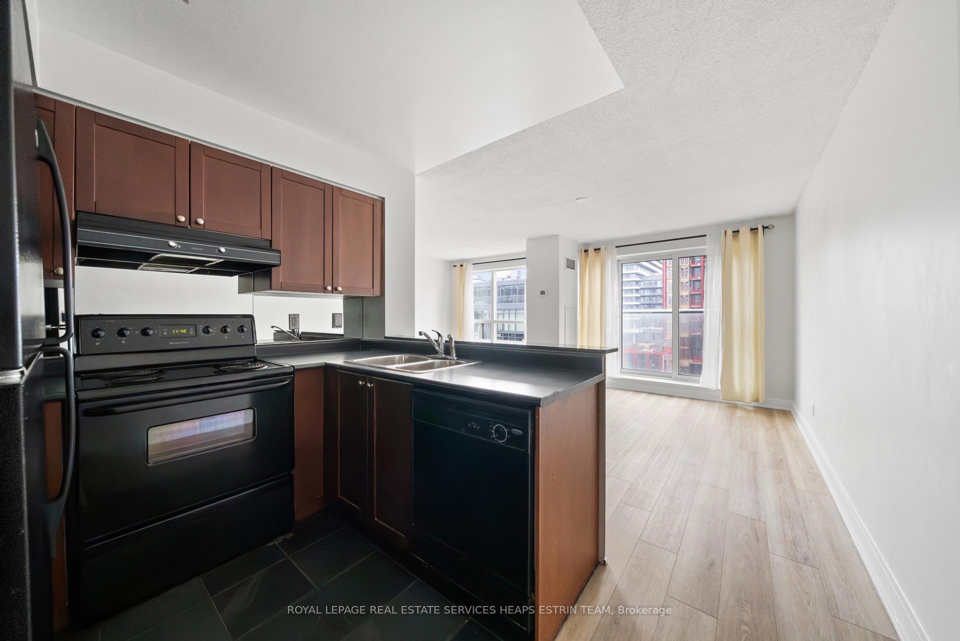 Photo 6 of Unit 1604, 230 King Street E, Toronto, Moss Park — HOMEH