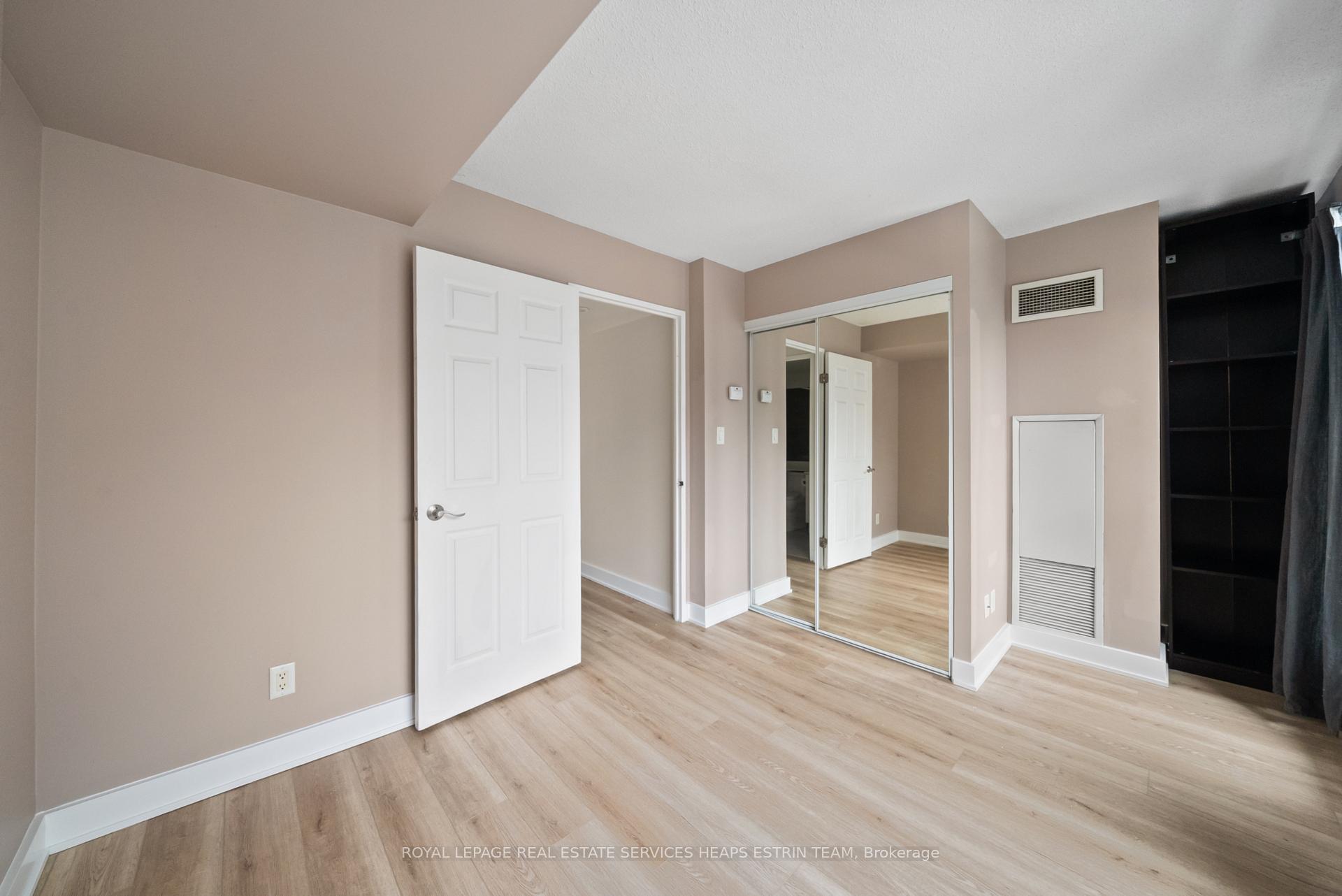 Photo 8 of Unit 1604, 230 King Street E, Toronto, Moss Park — HOMEH