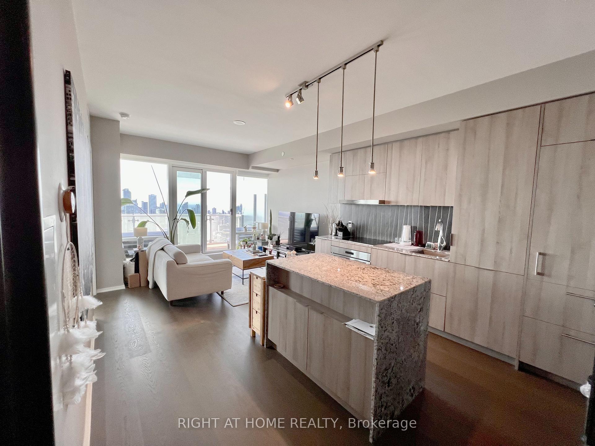 Photo 7 of Unit 6405, 1 Bloor Street E, Toronto, Church-Yonge Corridor — HOMEH