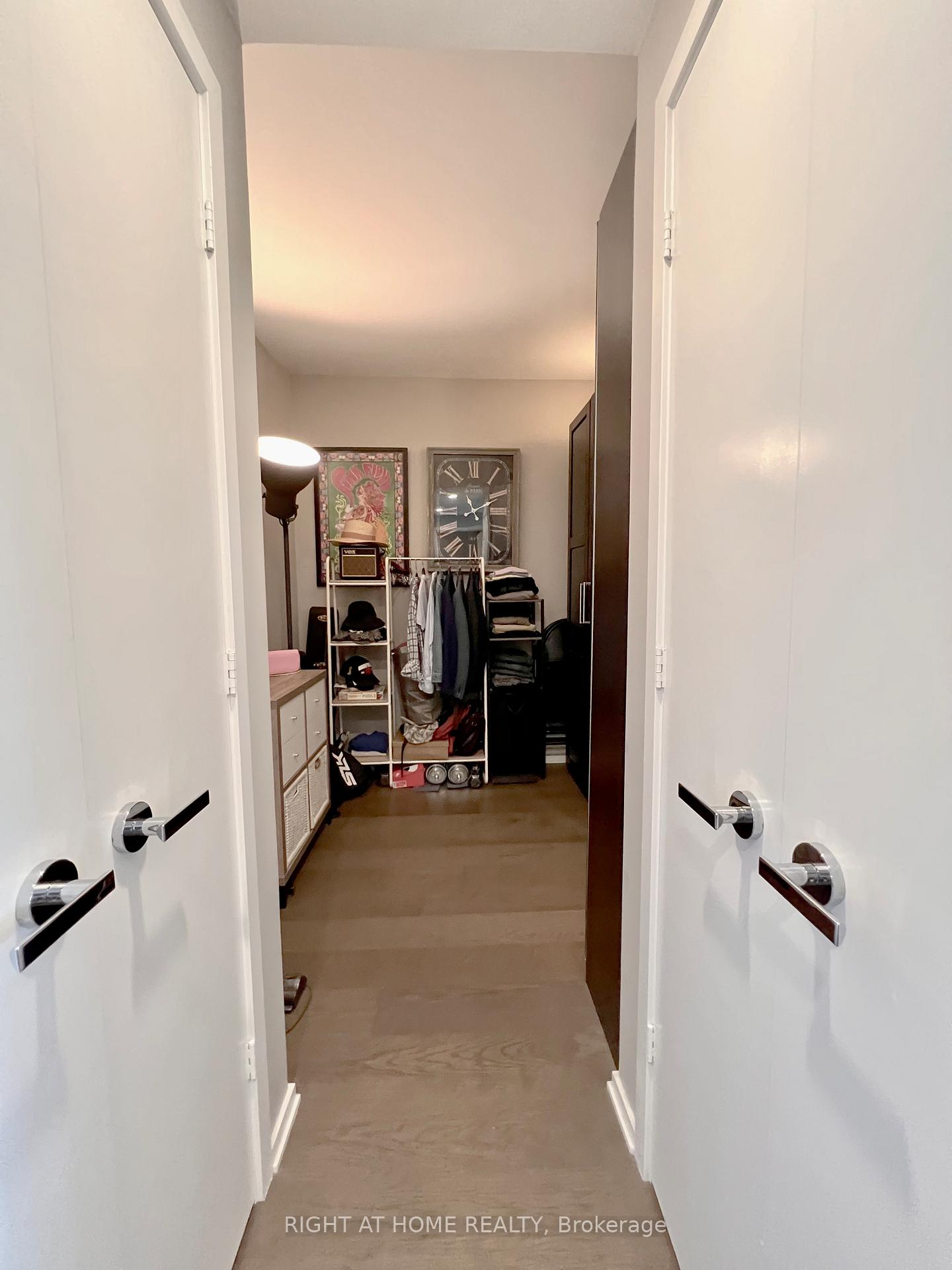 Photo 17 of Unit 6405, 1 Bloor Street E, Toronto, Church-Yonge Corridor — HOMEH