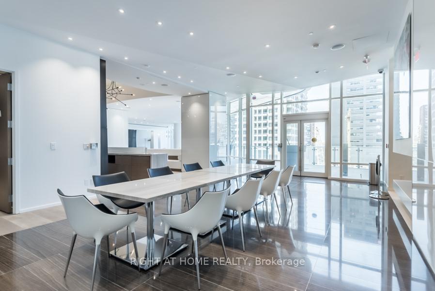 Photo 26 of Unit 6405, 1 Bloor Street E, Toronto, Church-Yonge Corridor — HOMEH