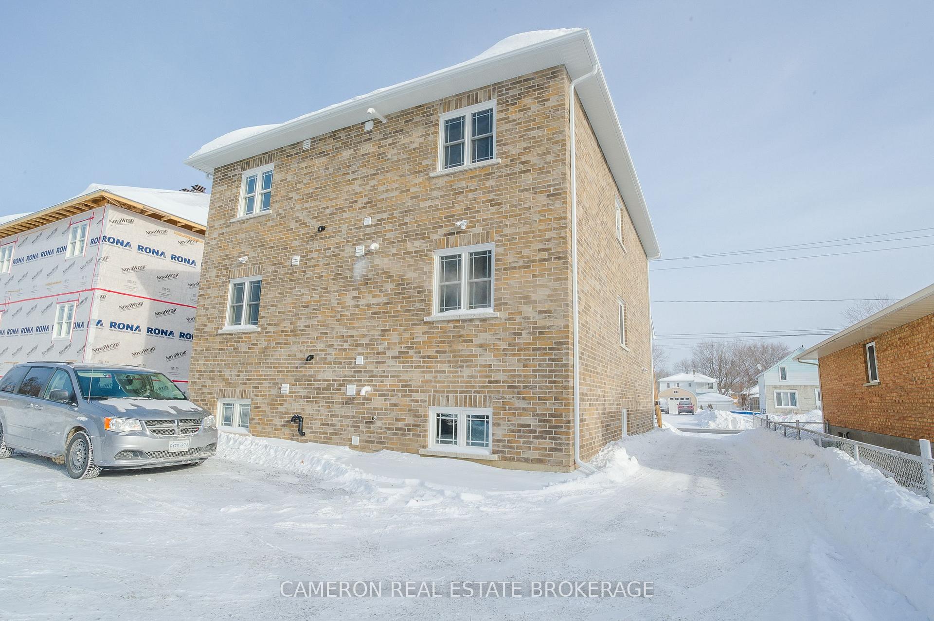 Photo 2 of Unit A, 1230 Cumberland Street, Cornwall — HOMEH