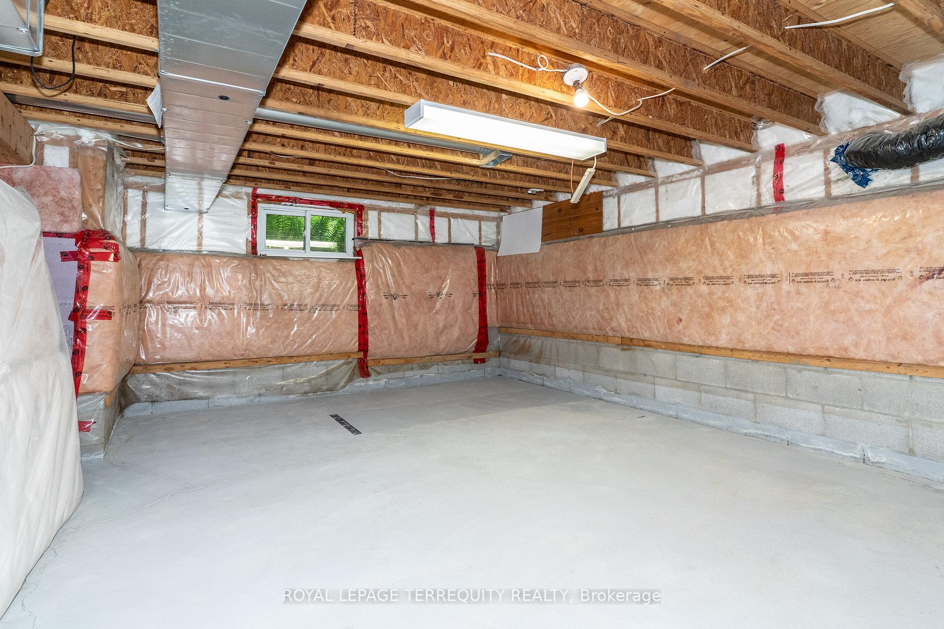 Photo 23 of 10 Stonehedge Close, Gravenhurst, Muskoka (S) — HOMEH