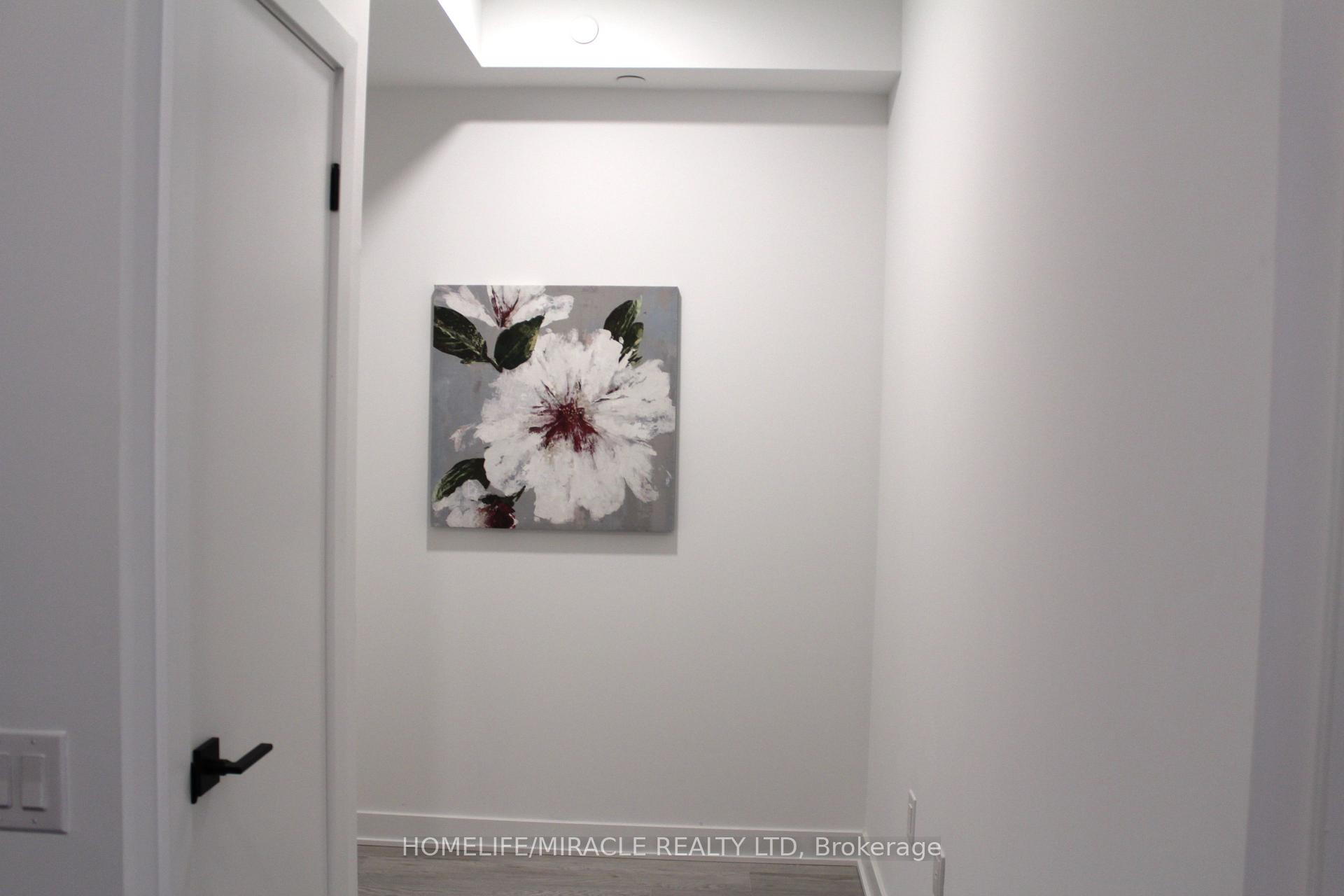 Photo 10 of Unit 914, 2782 Barton Street E, Hamilton, Riverdale — HOMEH
