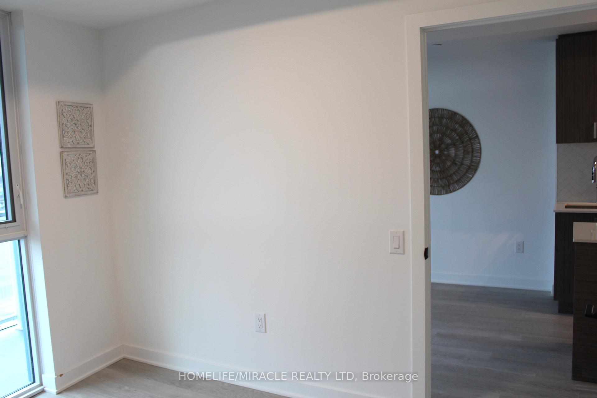 Photo 17 of Unit 914, 2782 Barton Street E, Hamilton, Riverdale — HOMEH