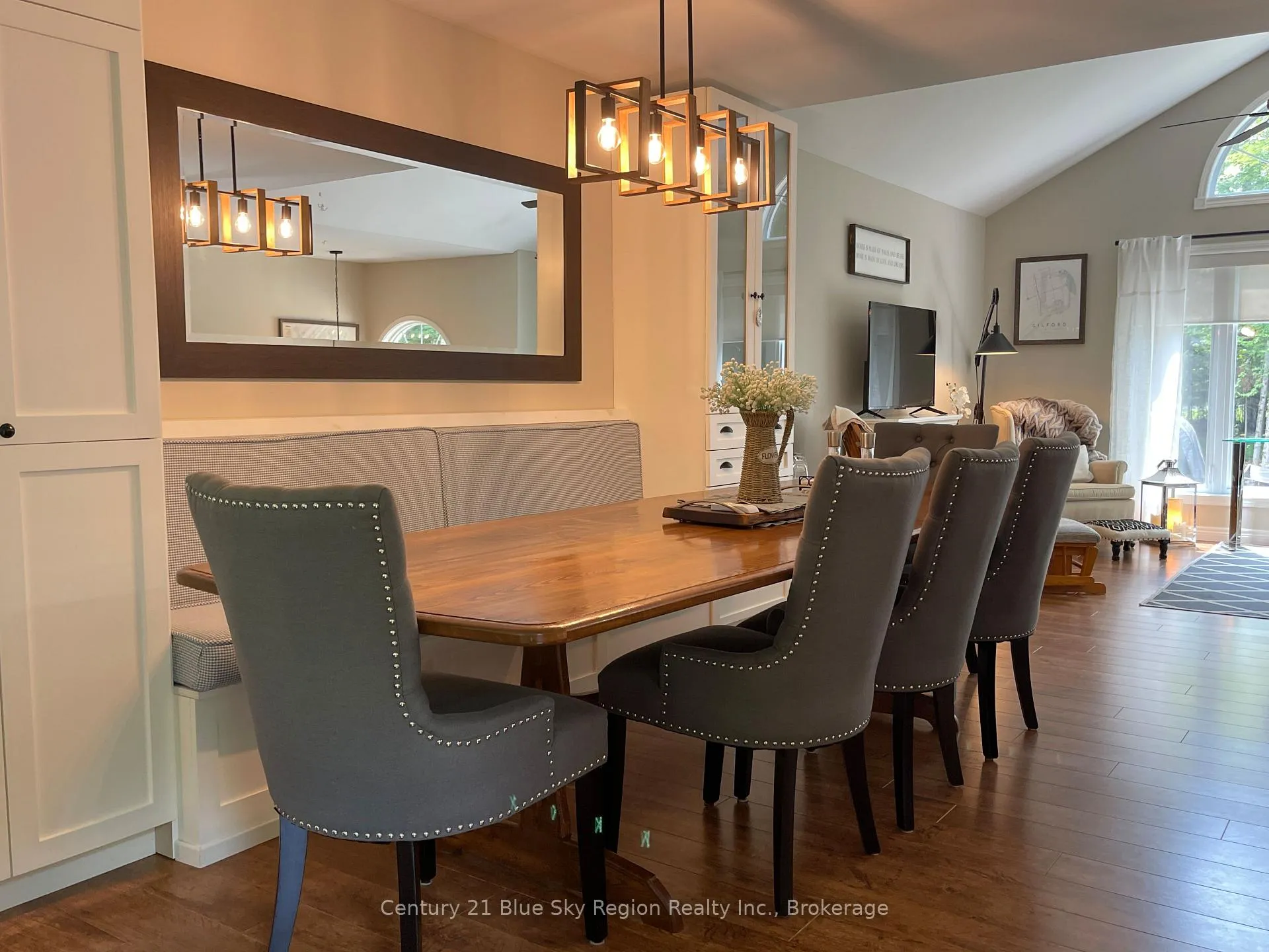 Photo 8 of 176 Ski Hill Road, Powassan — HOMEH