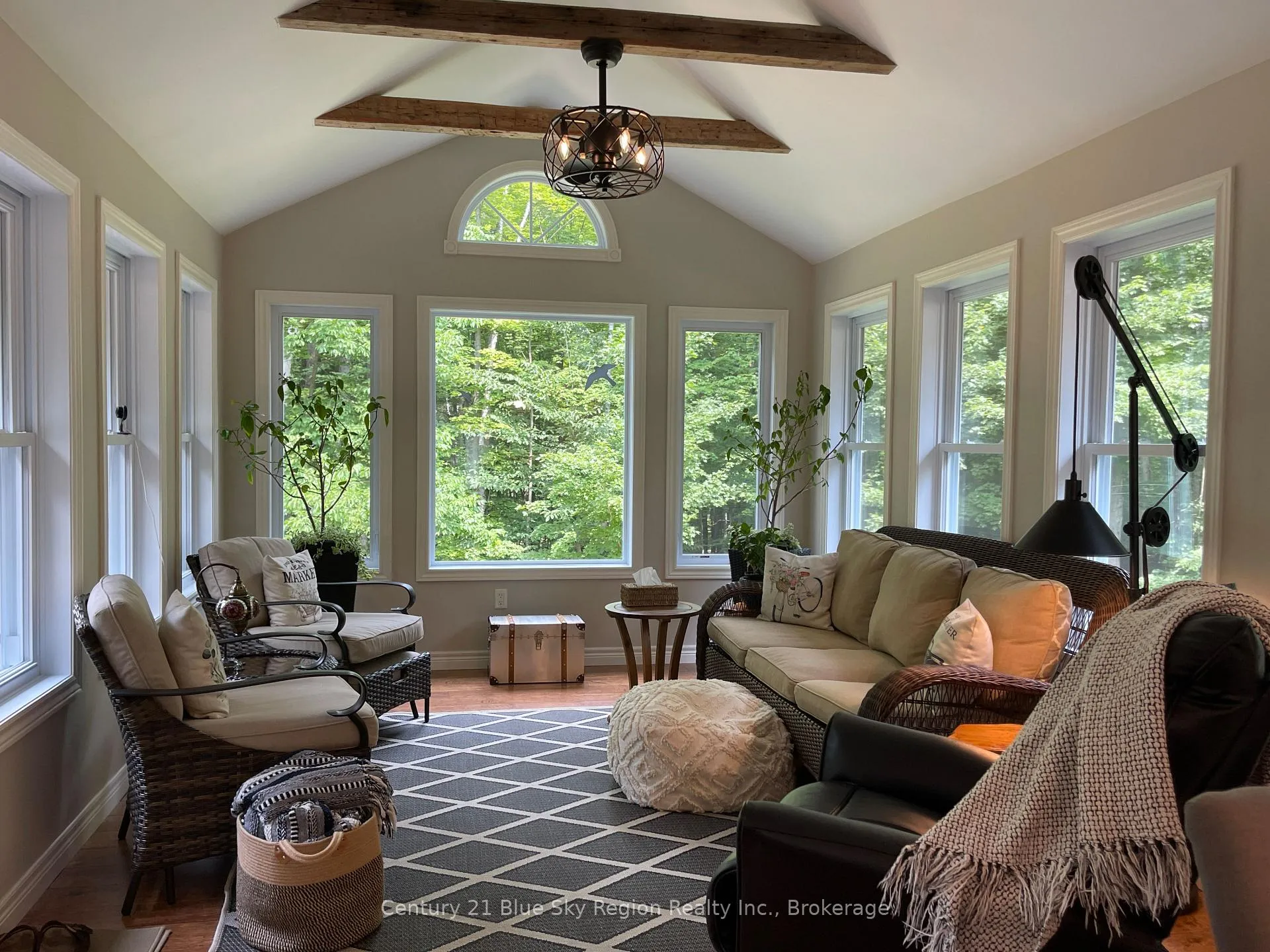 Photo 12 of 176 Ski Hill Road, Powassan — HOMEH