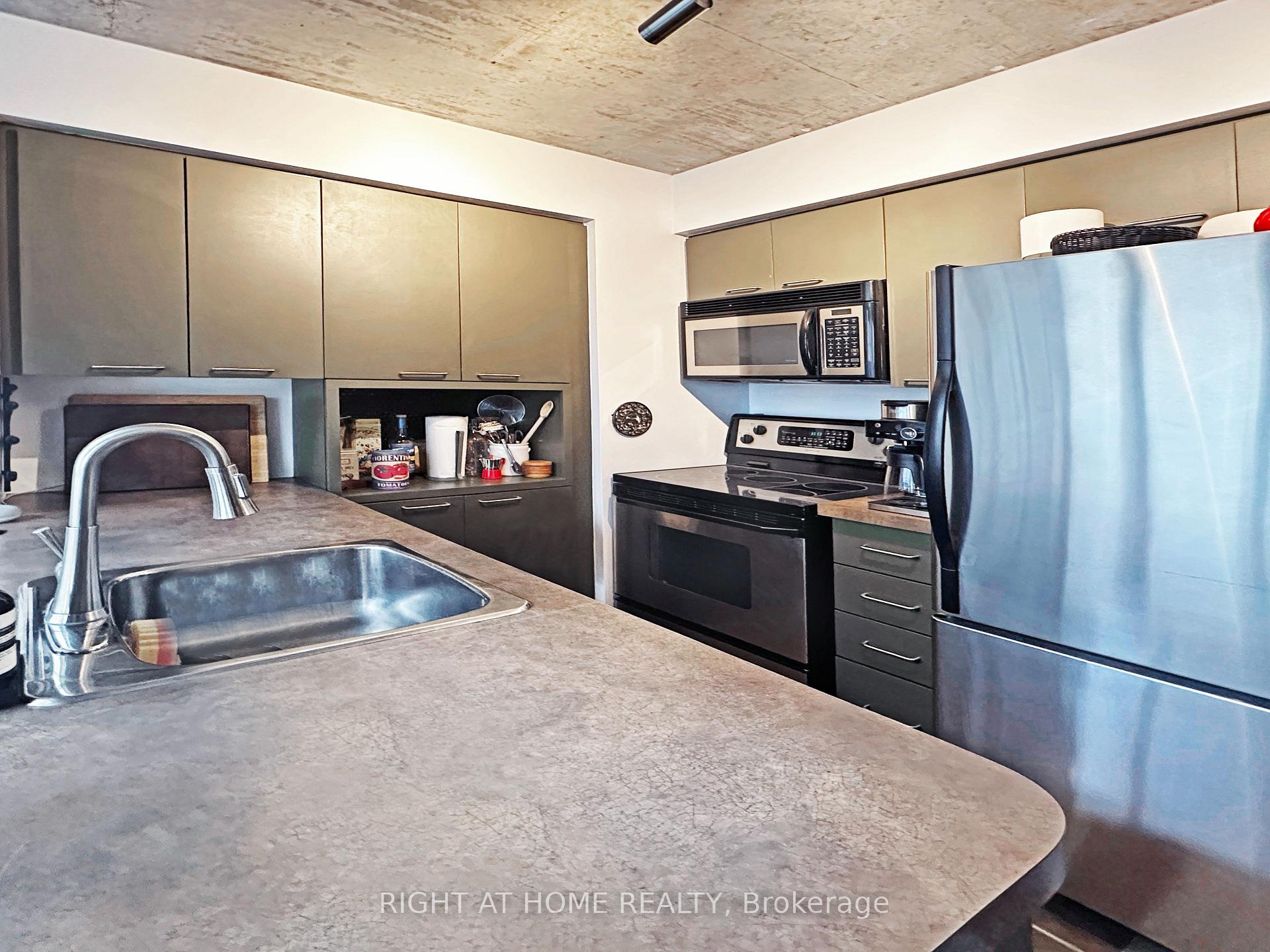 Photo 4 of Unit 229, 255 Richmond Street E, Toronto, Moss Park — HOMEH