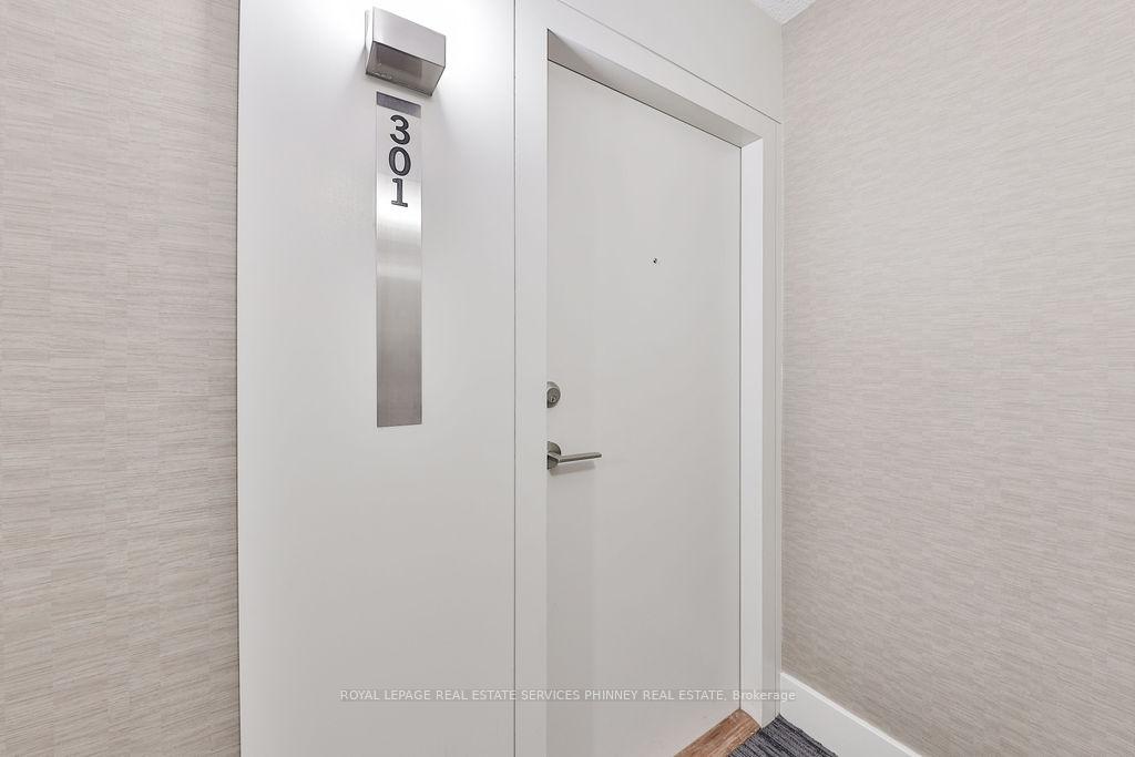 Photo 4 of Unit 301, 21 Carlton Street, Toronto, Church-Yonge Corridor — HOMEH