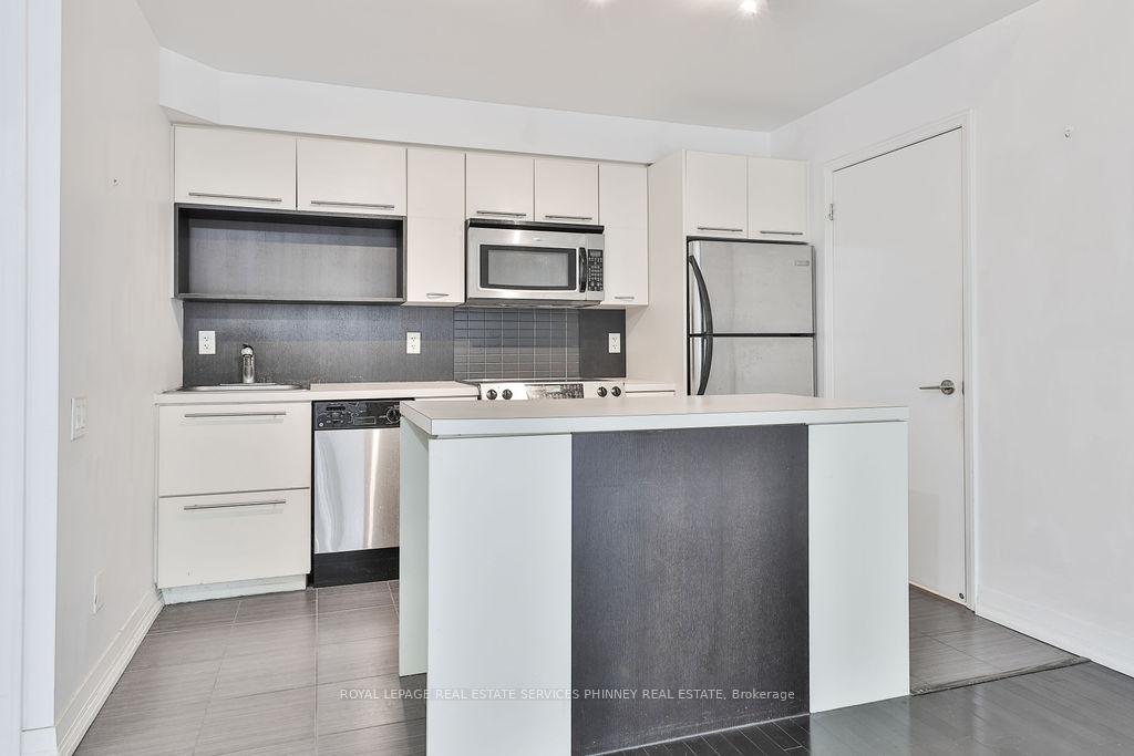 Photo 7 of Unit 301, 21 Carlton Street, Toronto, Church-Yonge Corridor — HOMEH