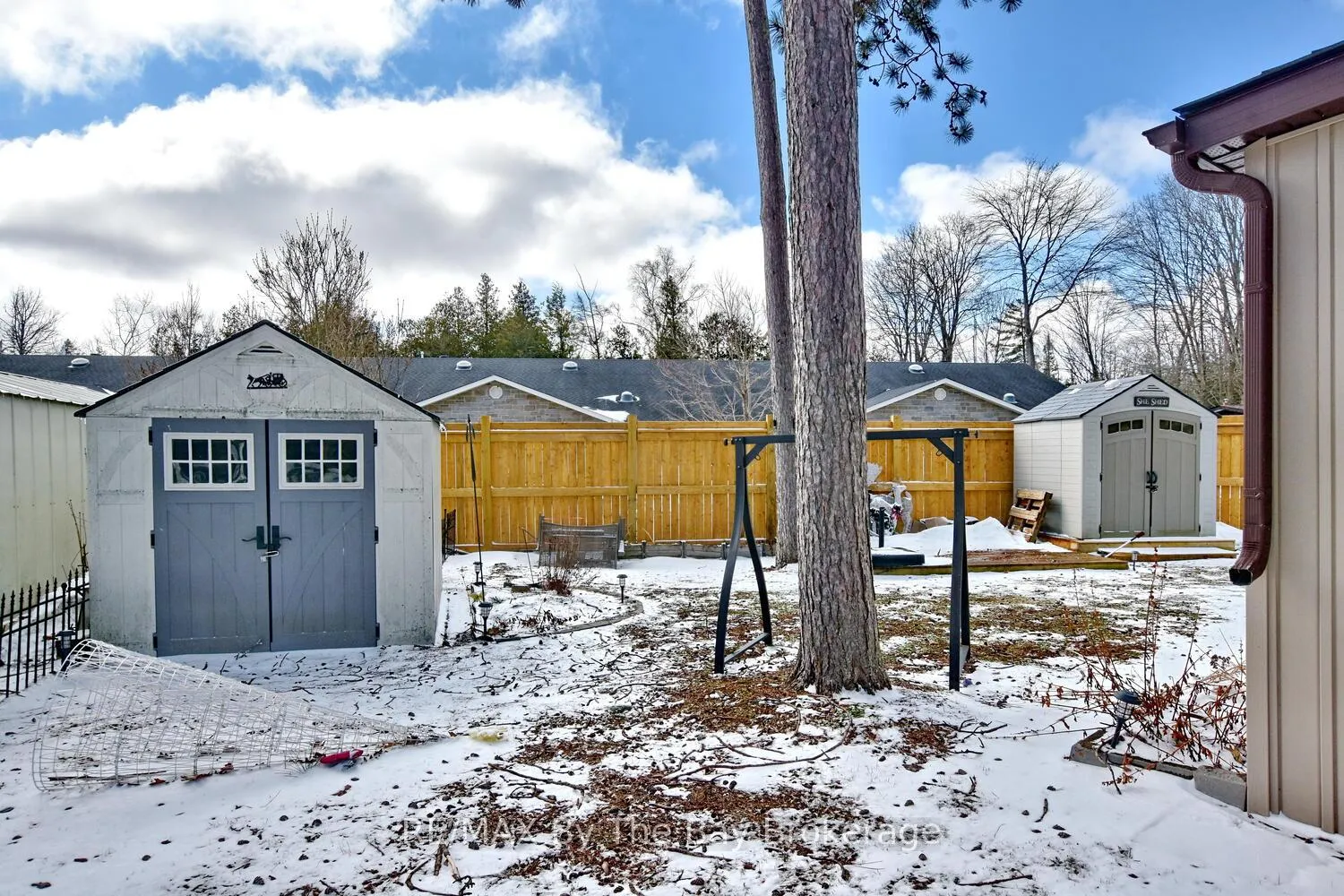 Photo 20 of 1 Golf Avenue, Wasaga Beach — HOMEH