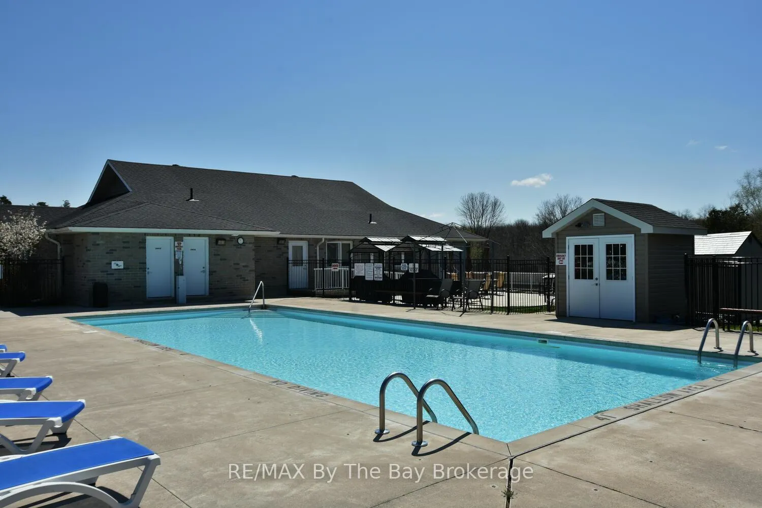 Photo 22 of 1 Golf Avenue, Wasaga Beach — HOMEH
