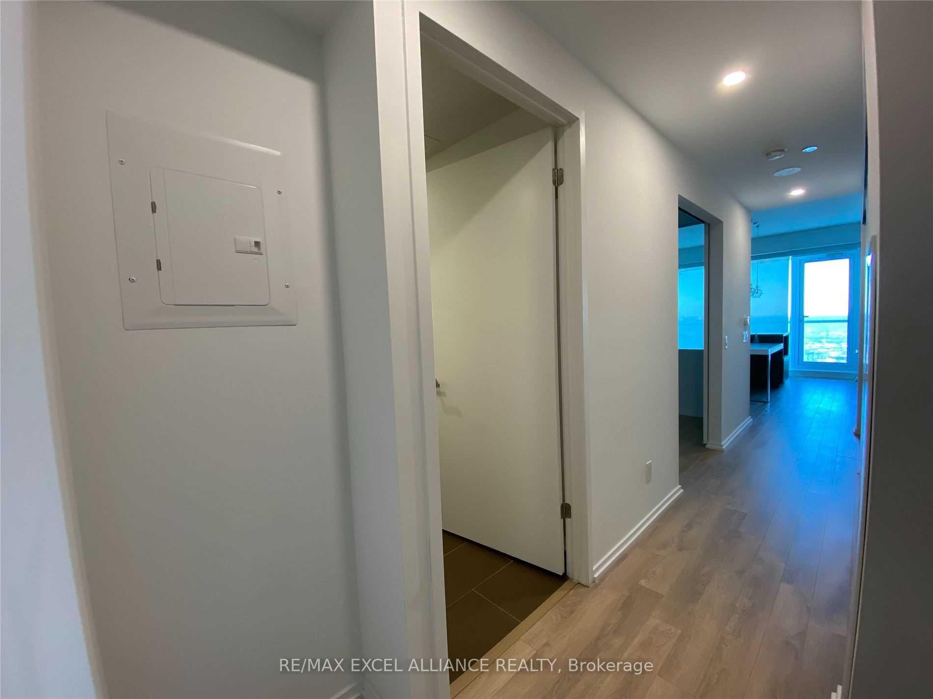Photo 32 of Unit 5103, 197 Yonge Street, Toronto, Church-Yonge Corridor — HOMEH