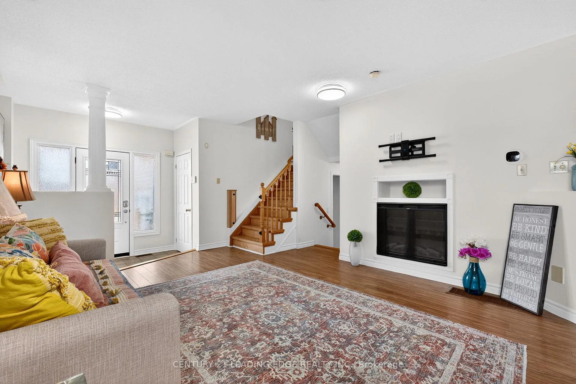 Photo 8 of 113 Shady Lane Crescent, Clarington, Bowmanville — HOMEH