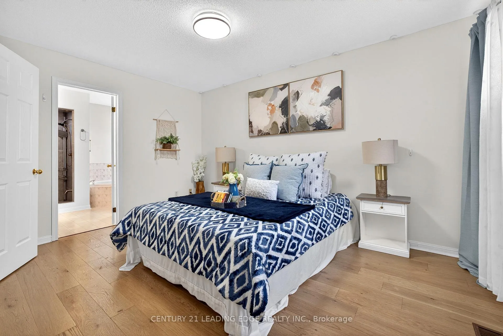 Photo 17 of 113 Shady Lane Crescent, Clarington, Bowmanville — HOMEH
