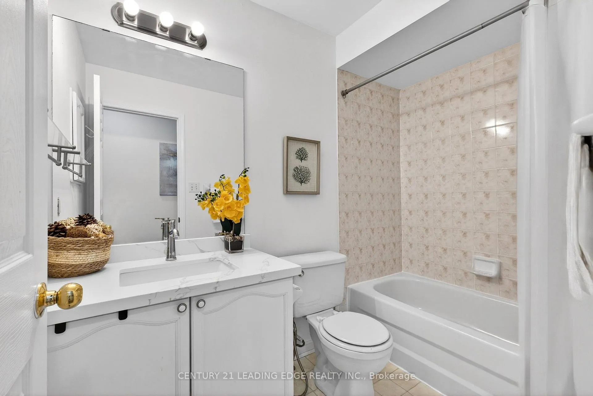 Photo 23 of 113 Shady Lane Crescent, Clarington, Bowmanville — HOMEH