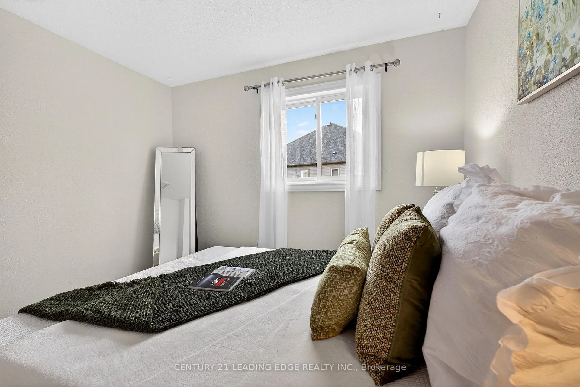 Photo 34 of 113 Shady Lane Crescent, Clarington, Bowmanville — HOMEH