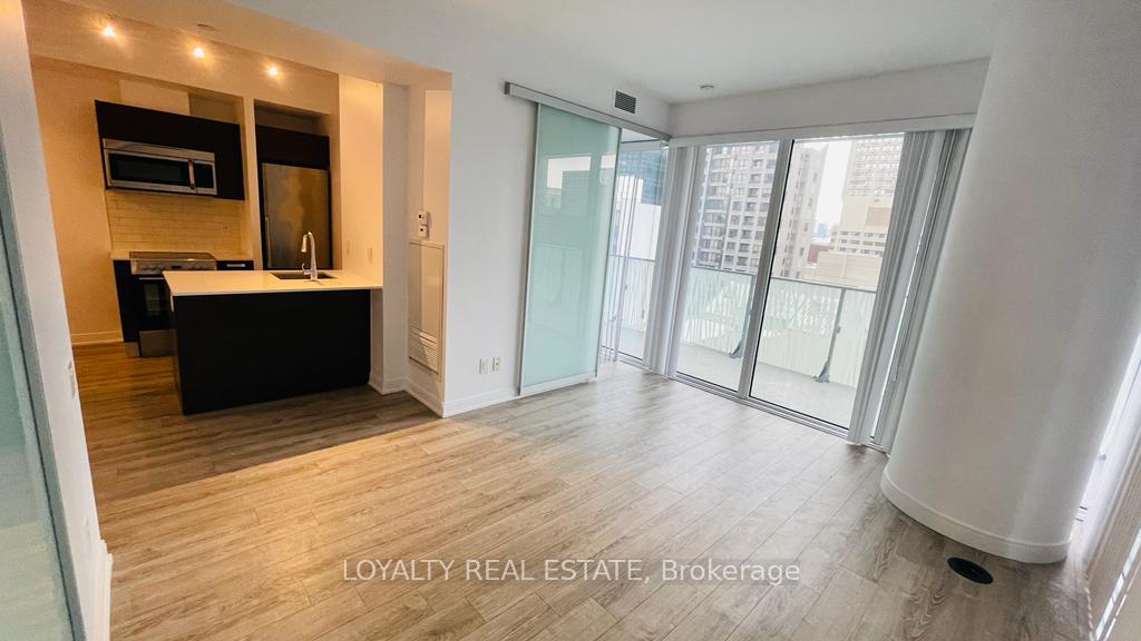Photo 6 of Unit 1209, 42 Charles Street E, Toronto, Church-Yonge Corridor — HOMEH