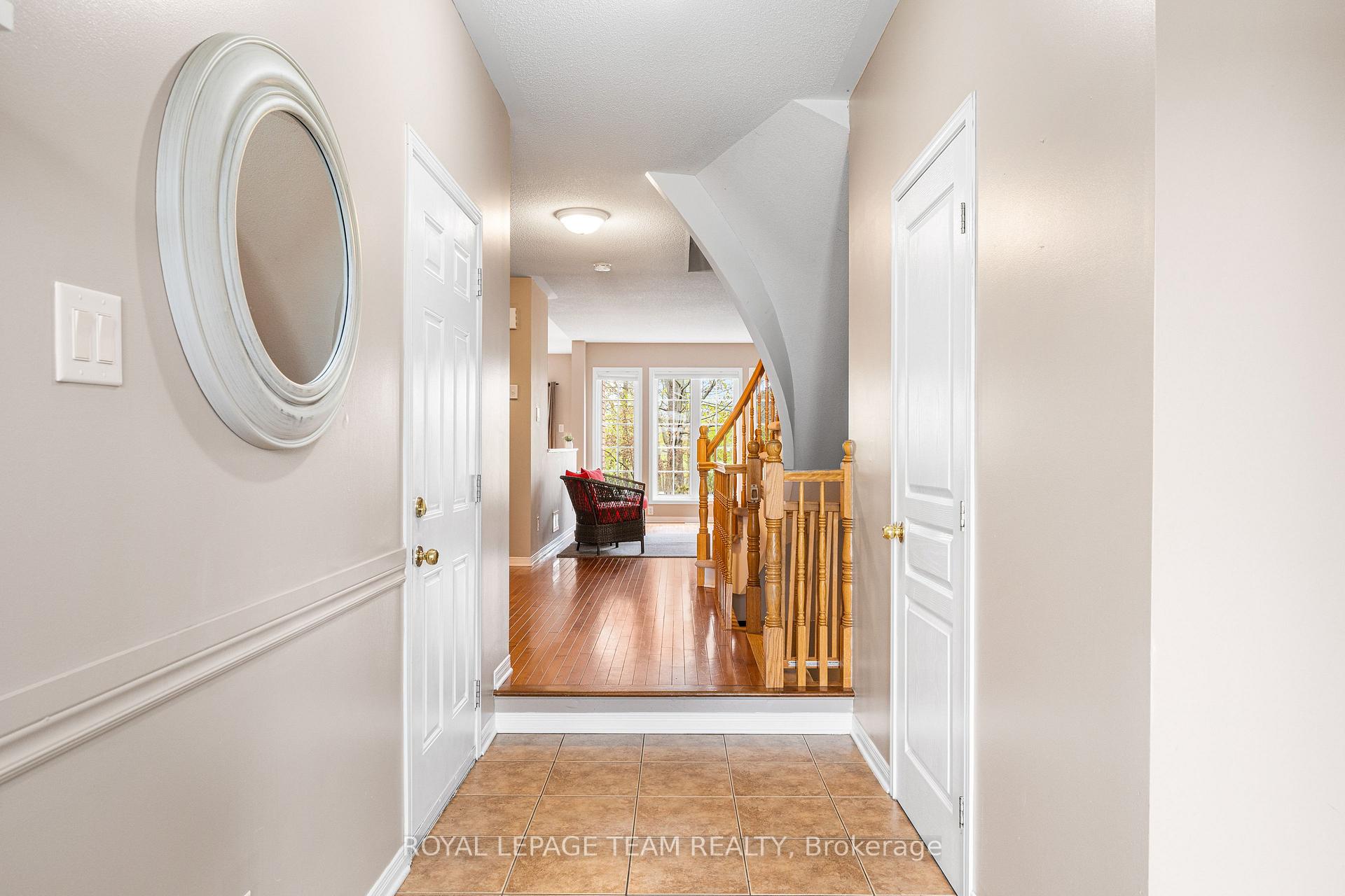 Photo 4 of 104 Stedman Street, Ottawa, Blossom Park/Kemp Park/Findlay Creek — HOMEH