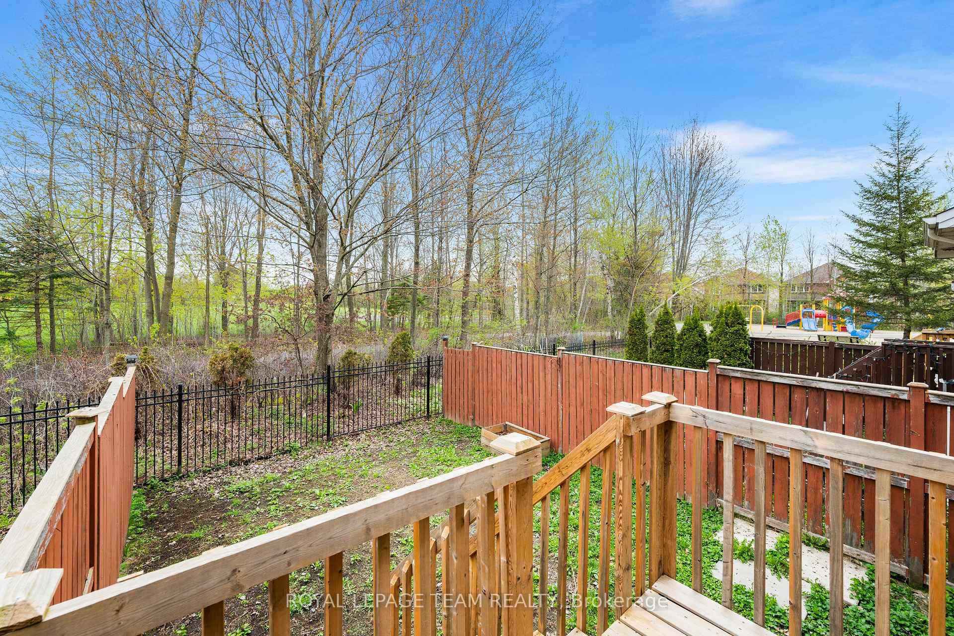 Photo 29 of 104 Stedman Street, Ottawa, Blossom Park/Kemp Park/Findlay Creek — HOMEH