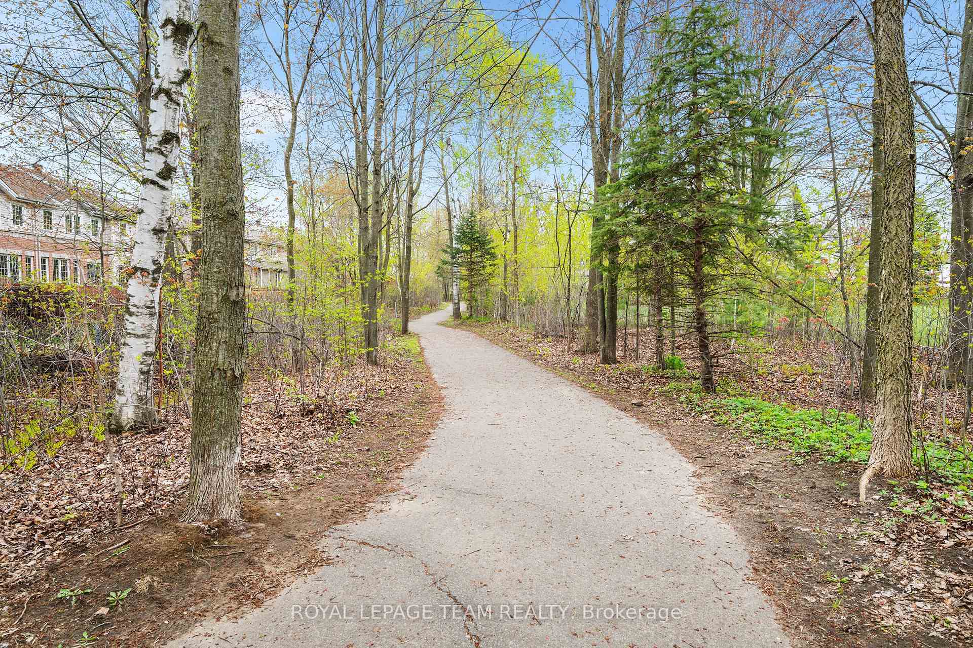 Photo 31 of 104 Stedman Street, Ottawa, Blossom Park/Kemp Park/Findlay Creek — HOMEH