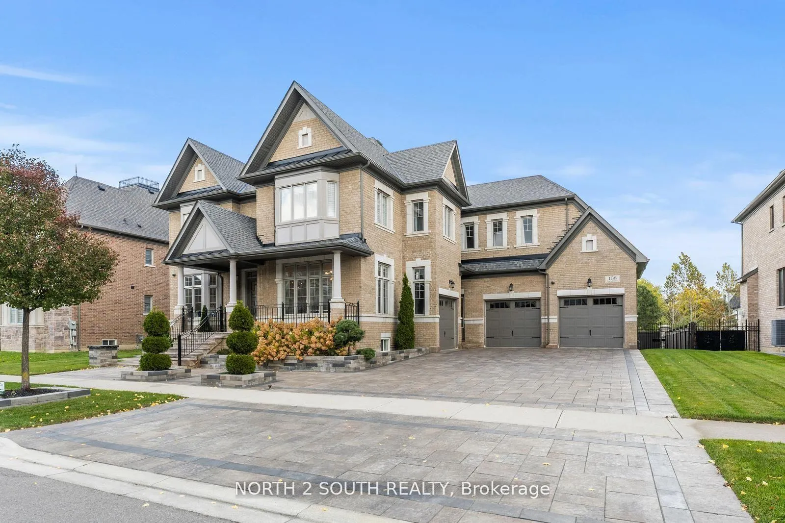 Photo 3 of 138 Degrey Drive, Brampton, Bram East — HOMEH