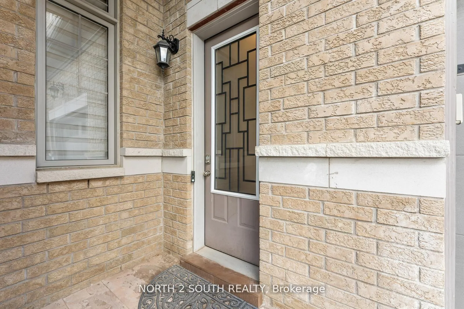 Photo 5 of 138 Degrey Drive, Brampton, Bram East — HOMEH