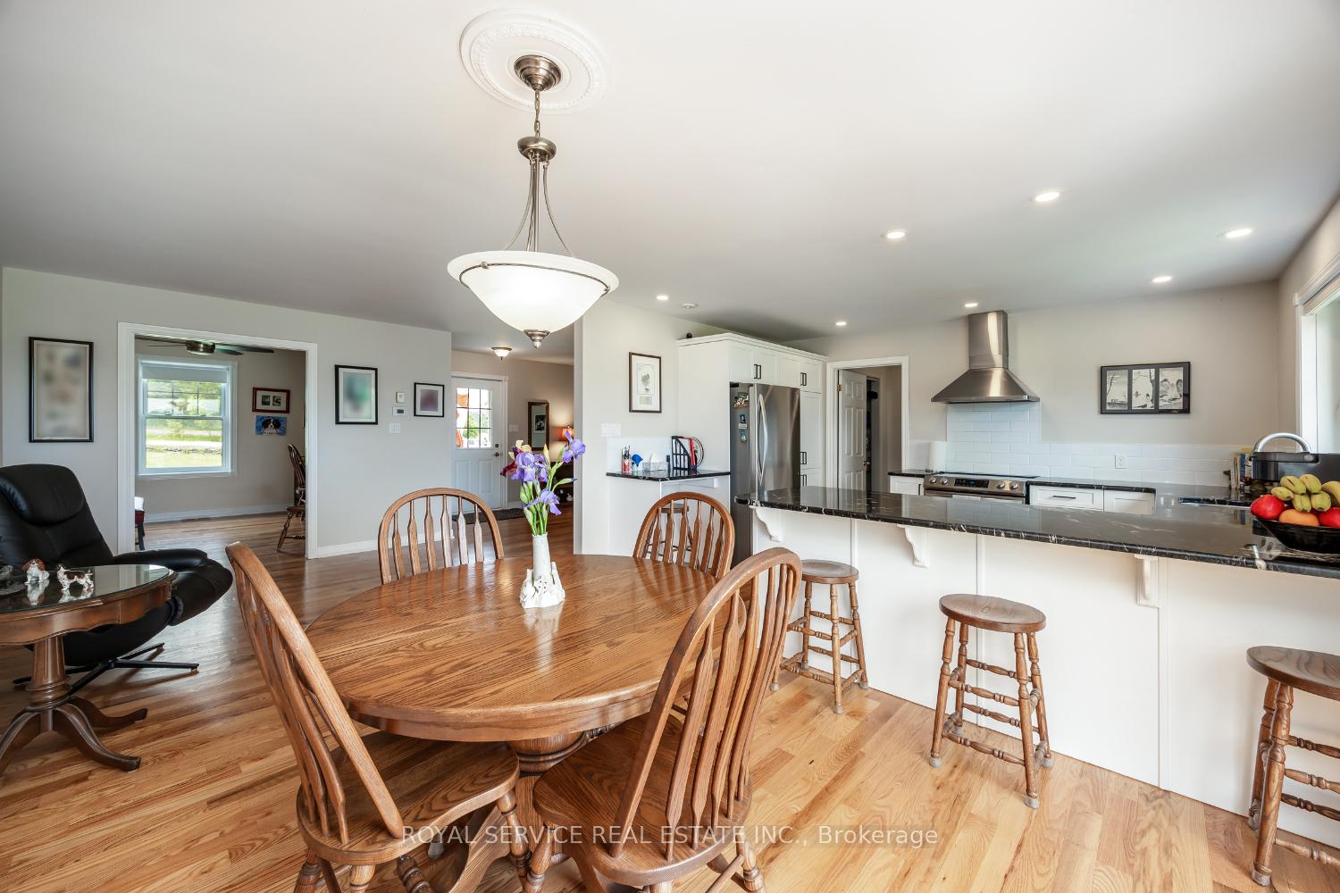 Photo 11 of 495 County Rd 21, Cavan Monaghan, Cavan Twp — HOMEH