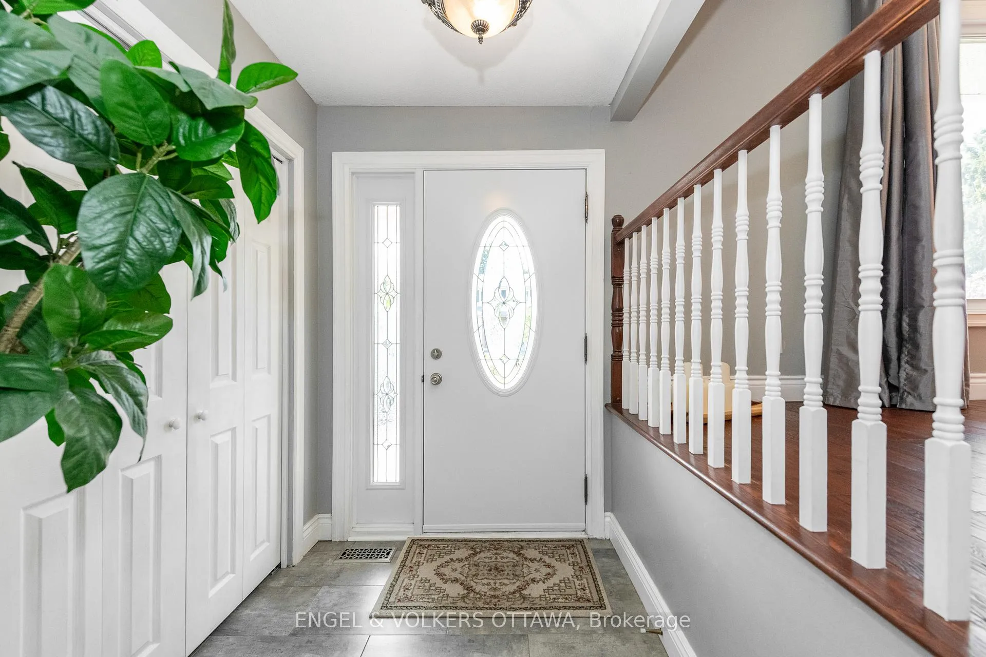 Photo 2 of 20 Falk Avenue, Ottawa, Barrhaven - Knollsbrook — HOMEH