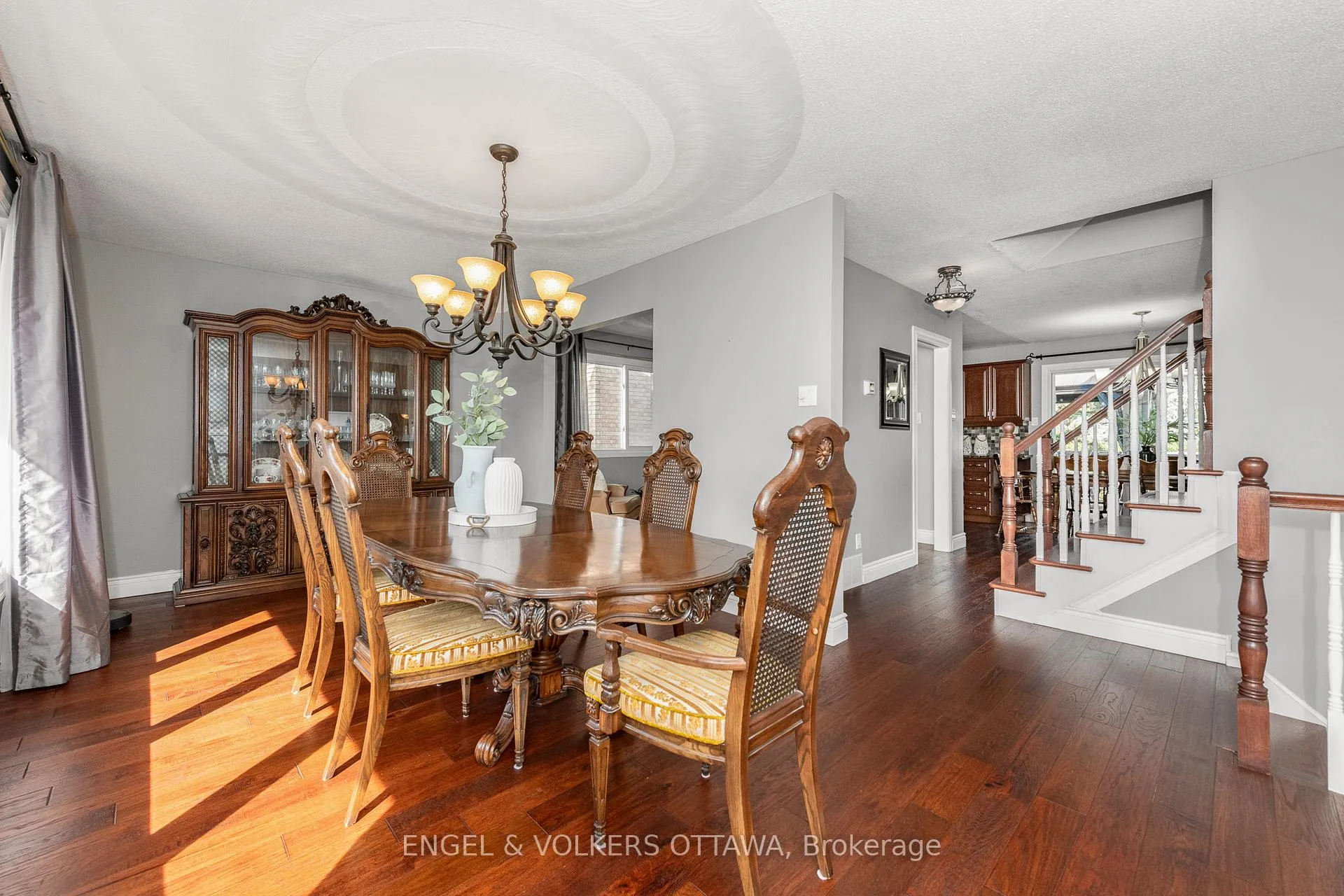 Photo 4 of 20 Falk Avenue, Ottawa, Barrhaven - Knollsbrook — HOMEH