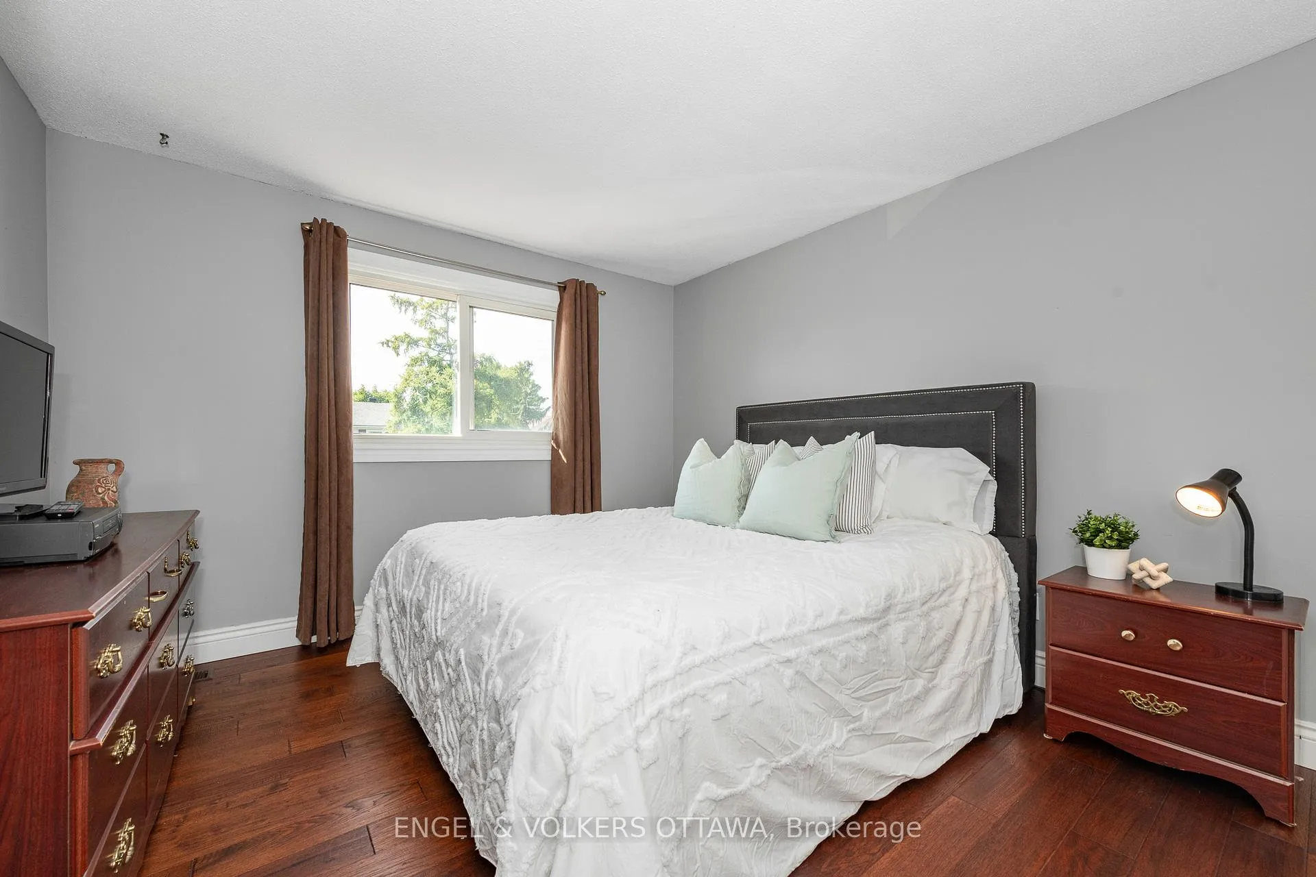 Photo 24 of 20 Falk Avenue, Ottawa, Barrhaven - Knollsbrook — HOMEH